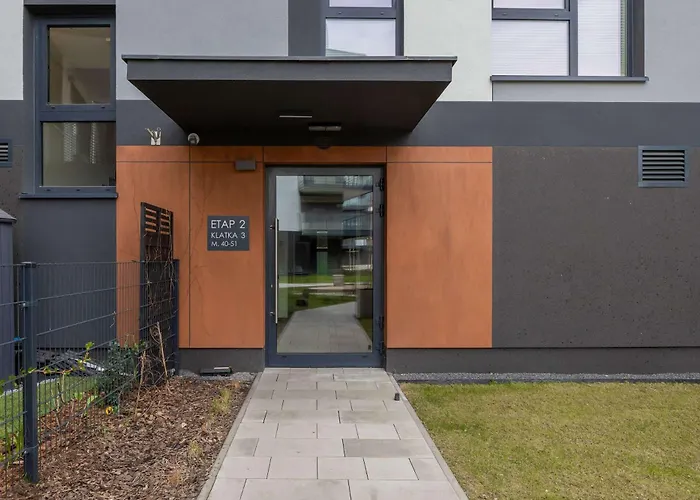 Spacious With Parking On Grochow By Renters * Varşova