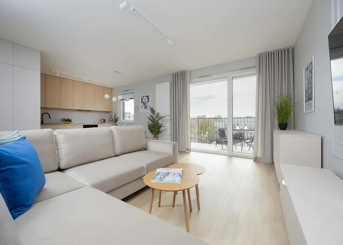 Spacious With Parking On Grochow By Renters Varşova