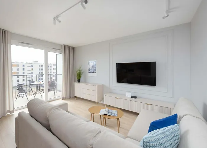 Spacious With Parking On Grochow By Renters Varşova